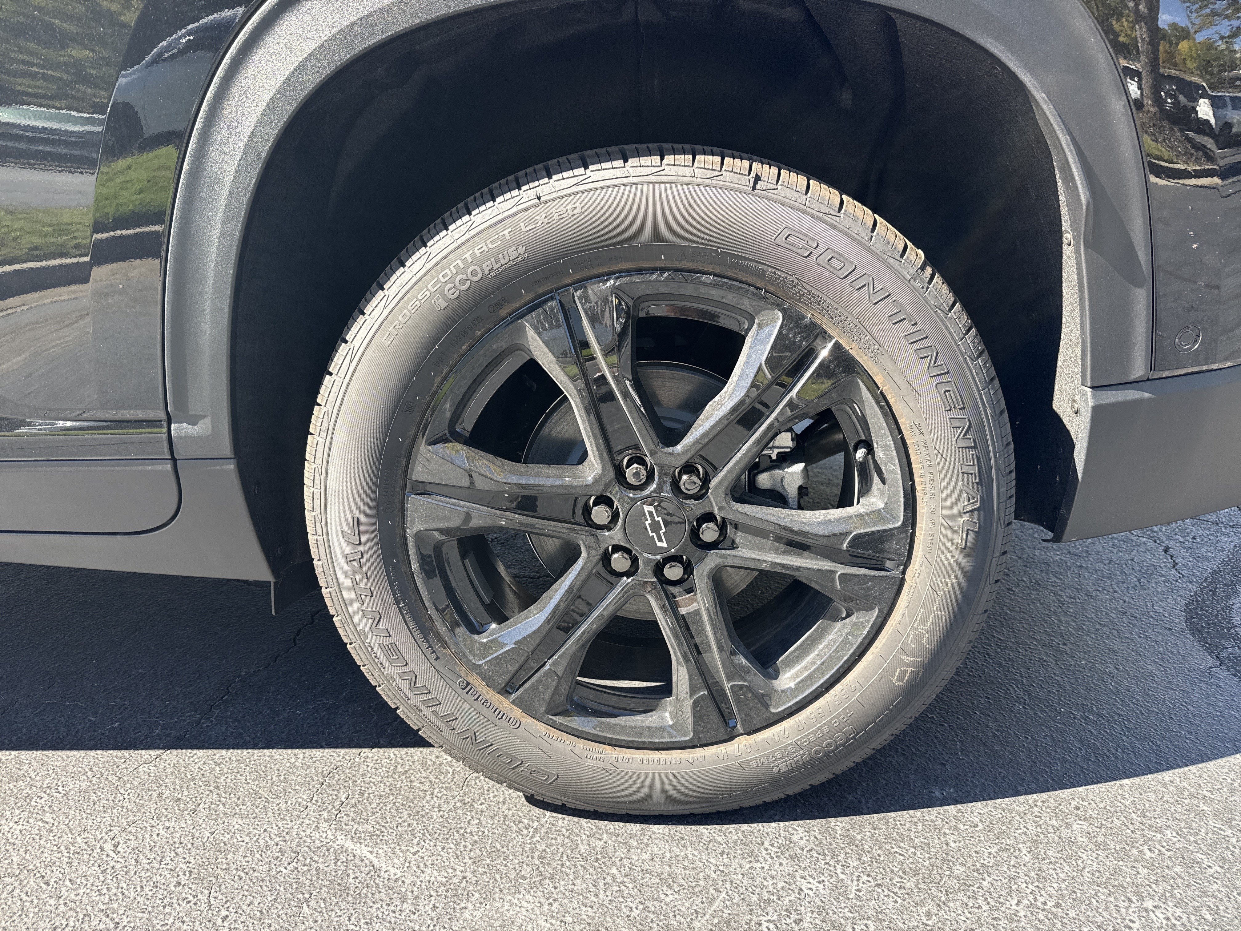 New 2027 Chevrolet Traverse LT w/ Enhanced Driving Package FWD image 21