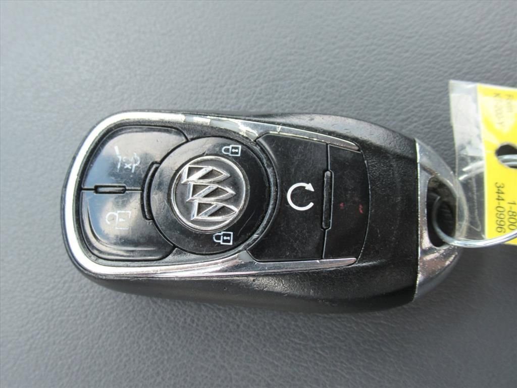 Used 2019 Buick Enclave Essence w/ LPO, Sport Appearance Package image 31