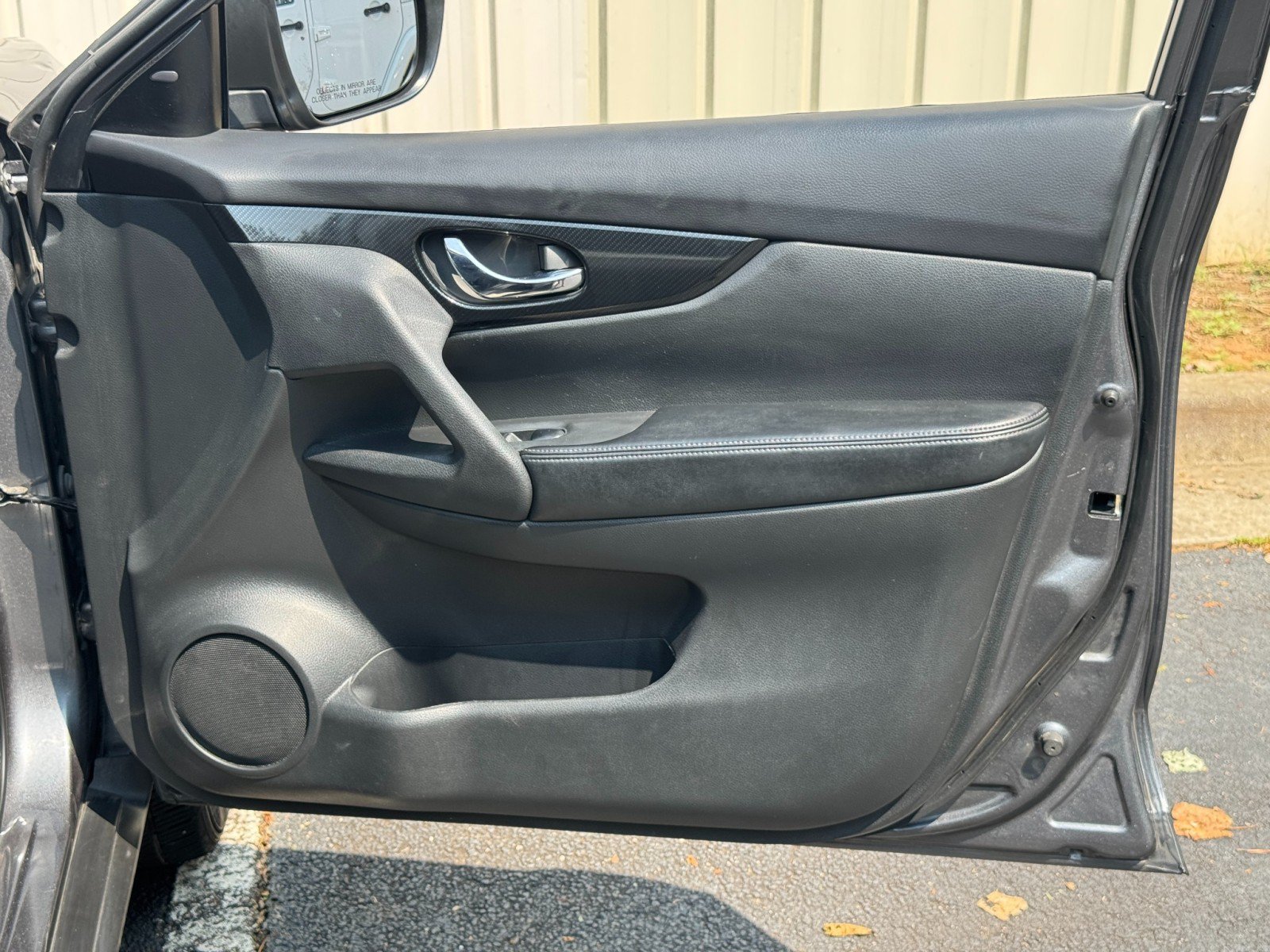 Used 2020 Nissan Rogue SL FWD image 41