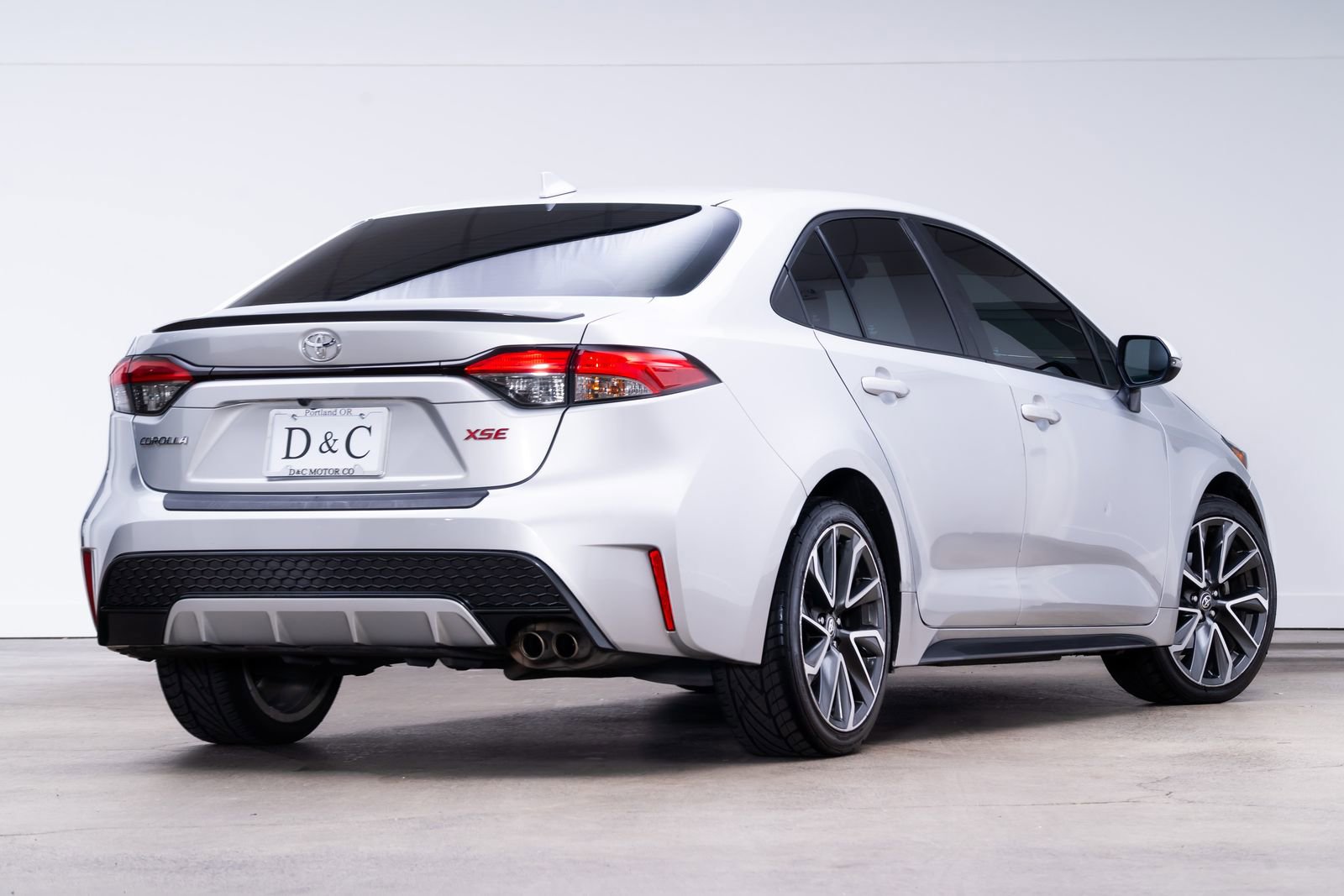Used 2022 Toyota Corolla XSE w/ Carpet Mat Package (TMS) FWD image 6