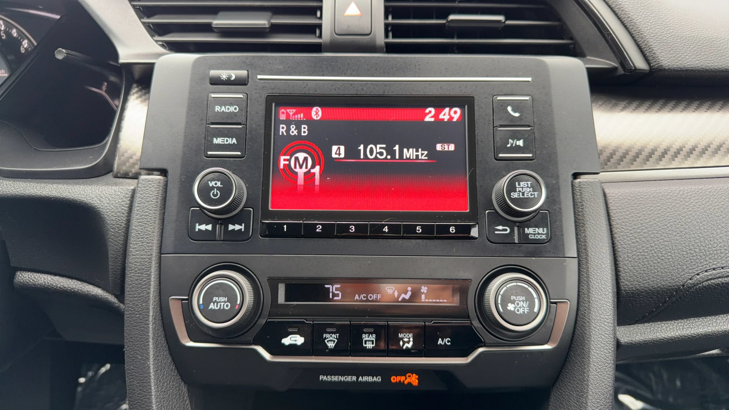 Used 2018 Honda Civic Sport image 27