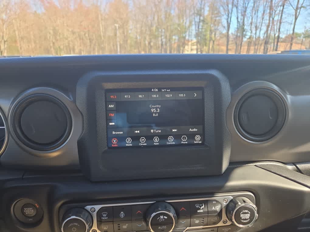 Used 2023 Jeep Wrangler Unlimited w/ Cold Weather Group AWD/4WD image 29
