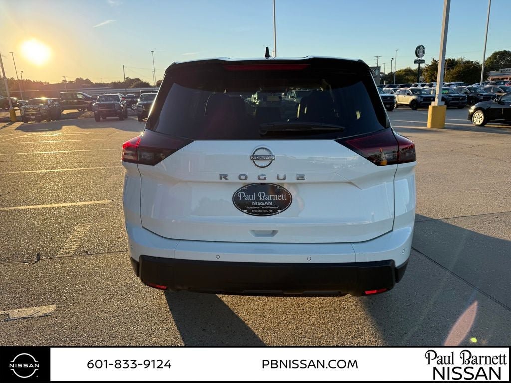 New 2026 Nissan Rogue S image 10