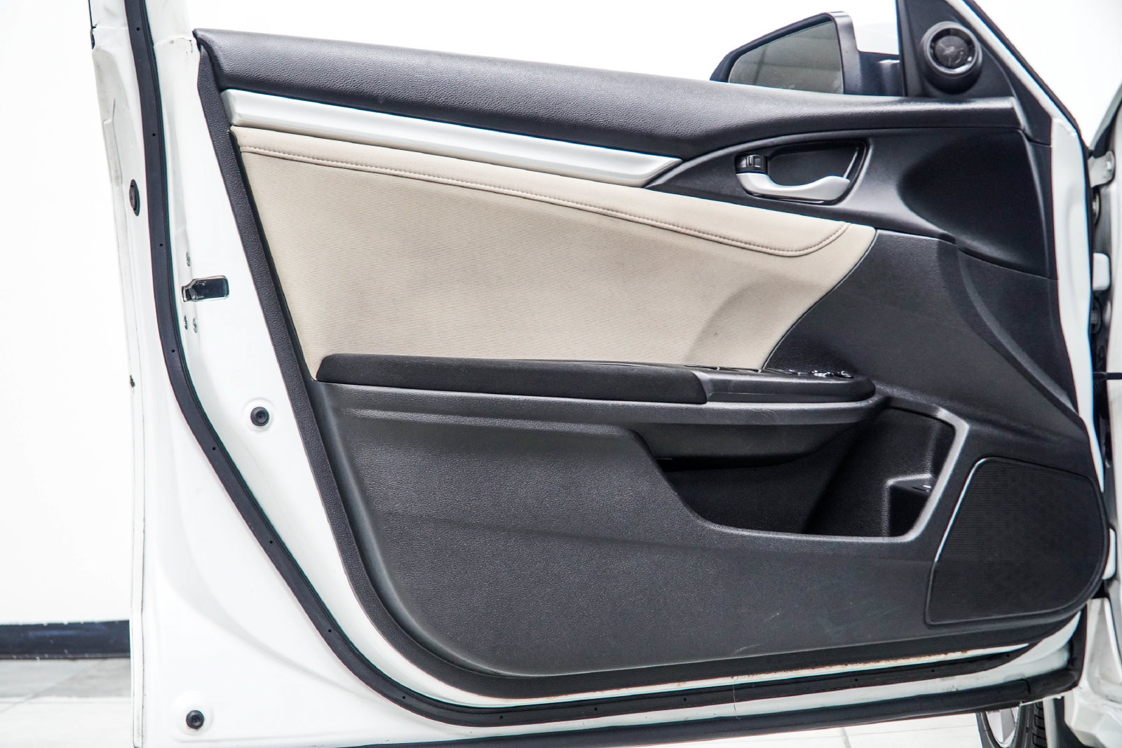 Used 2021 Honda Civic EX image 32