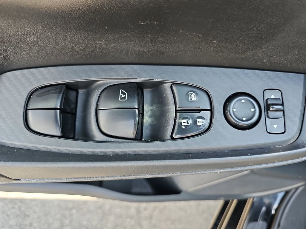 Used 2021 Nissan Sentra SV image 31