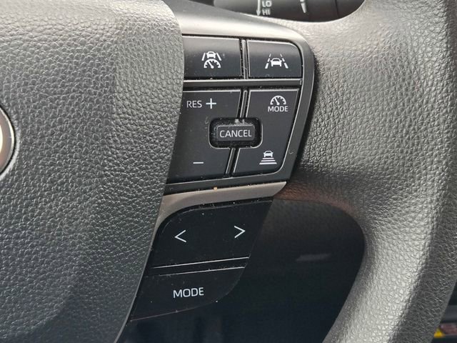 Used 2025 Toyota Camry LE image 25