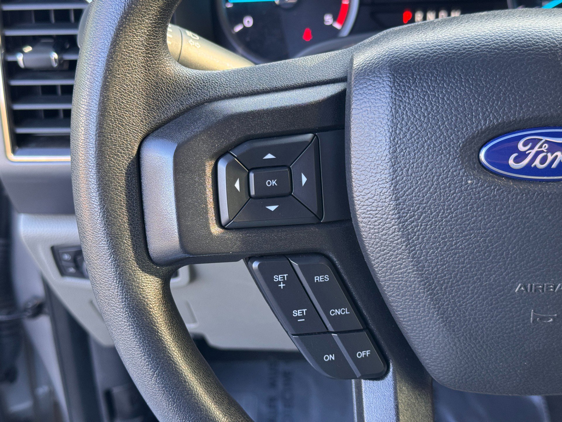 Used 2022 Ford F350 XLT w/ XLT Value Package image 33