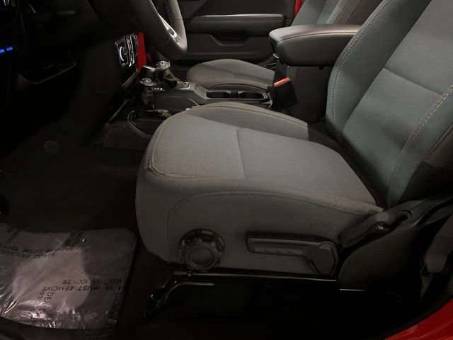 Used 2025 Jeep Wrangler Unlimited Sahara w/ Safety Group image 64