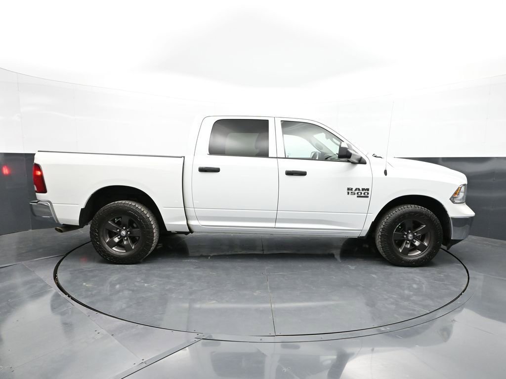 Used 2022 RAM 1500 Tradesman w/ Chrome Appearance Group AWD/4WD image 4