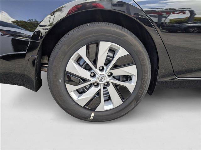 New 2025 Nissan Altima 2.5 S FWD image 9