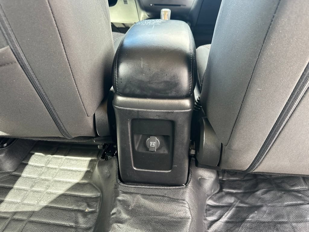 Used 2015 Dodge Journey American Value Package w/ Flexible Seating Group FWD image 25