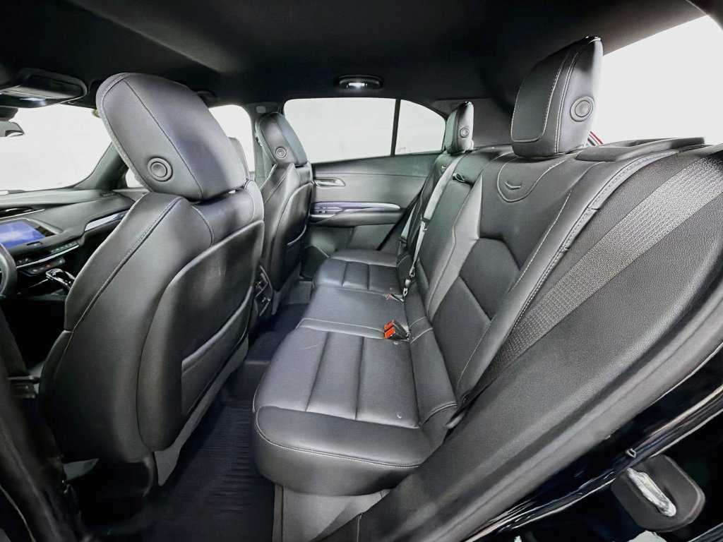 Used 2023 Cadillac XT4 Luxury AWD/4WD image 23