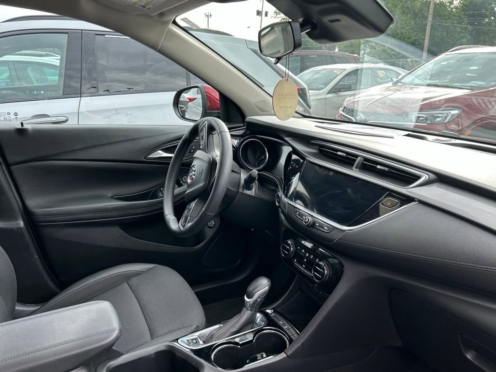 Used 2023 Buick Encore GX Select w/ Sport Touring Package FWD image 10