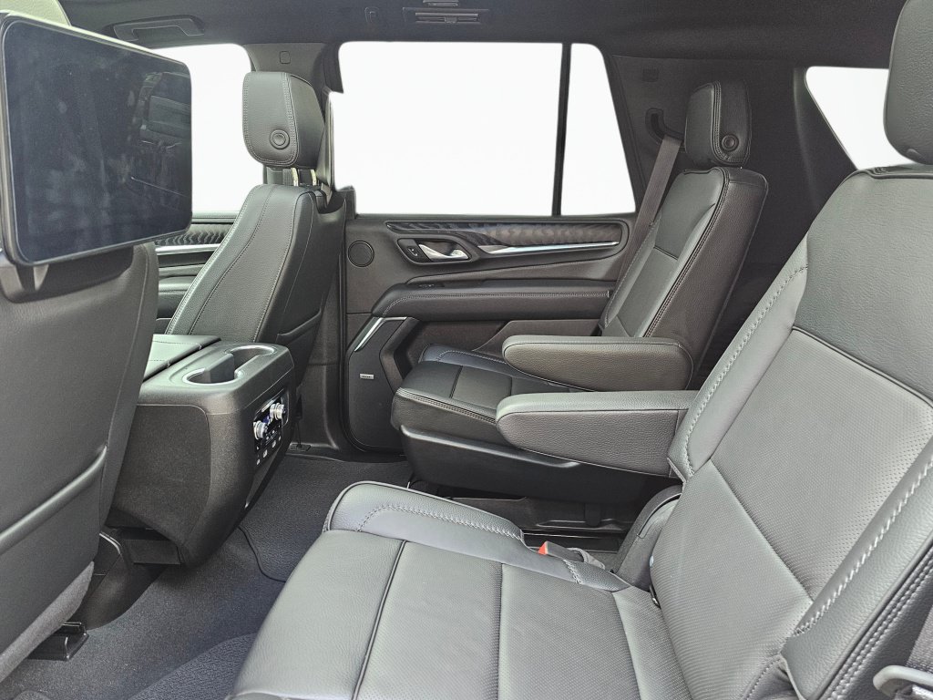 Used 2024 GMC Yukon Denali w/ Denali Reserve Package AWD/4WD image 20