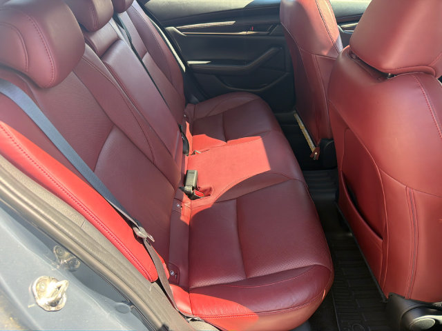 Used 2023 MAZDA MAZDA3 s FWD image 16