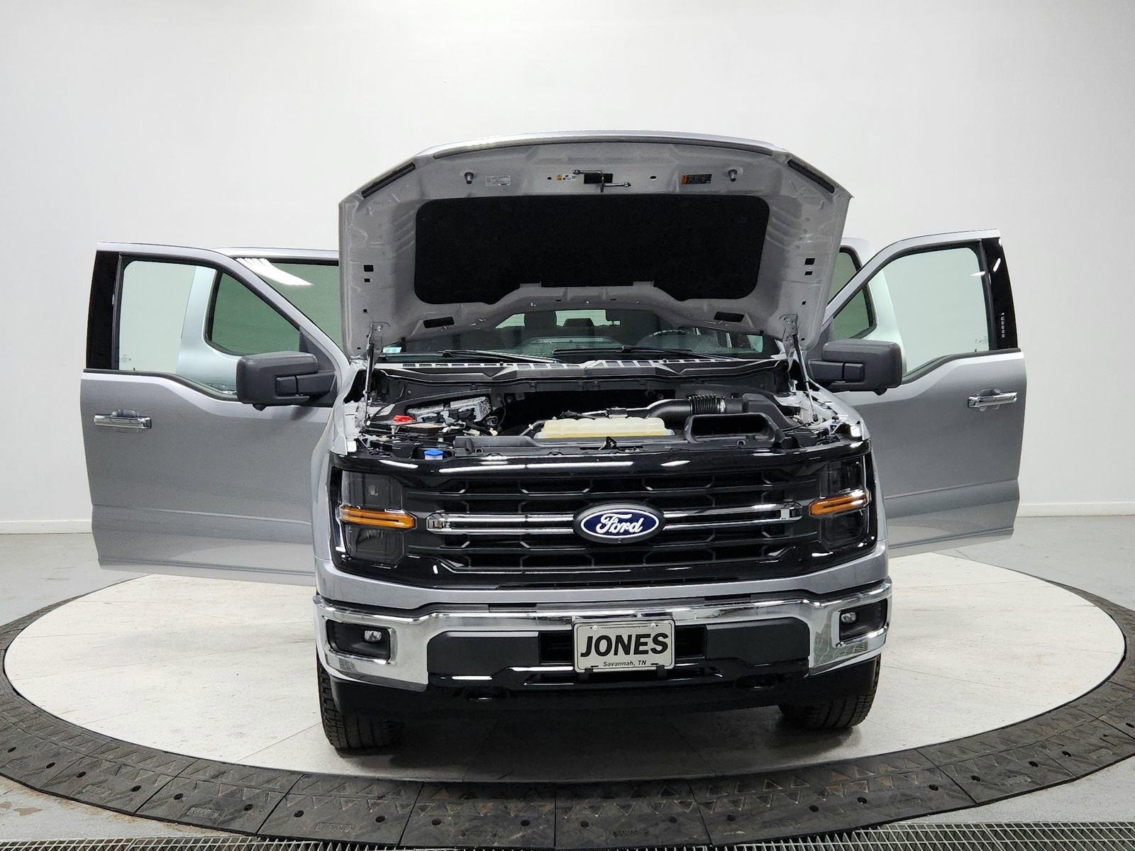 Used 2024 Ford F150 XLT w/ Mobile Office Package AWD/4WD image 10