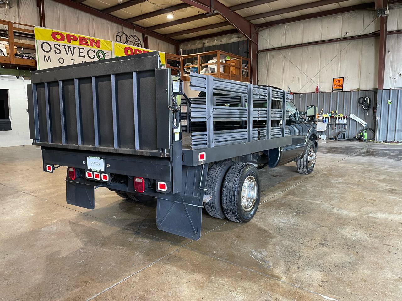 Used 2015 Ford F350 XL w/ Power Equipment Group RWD image 5
