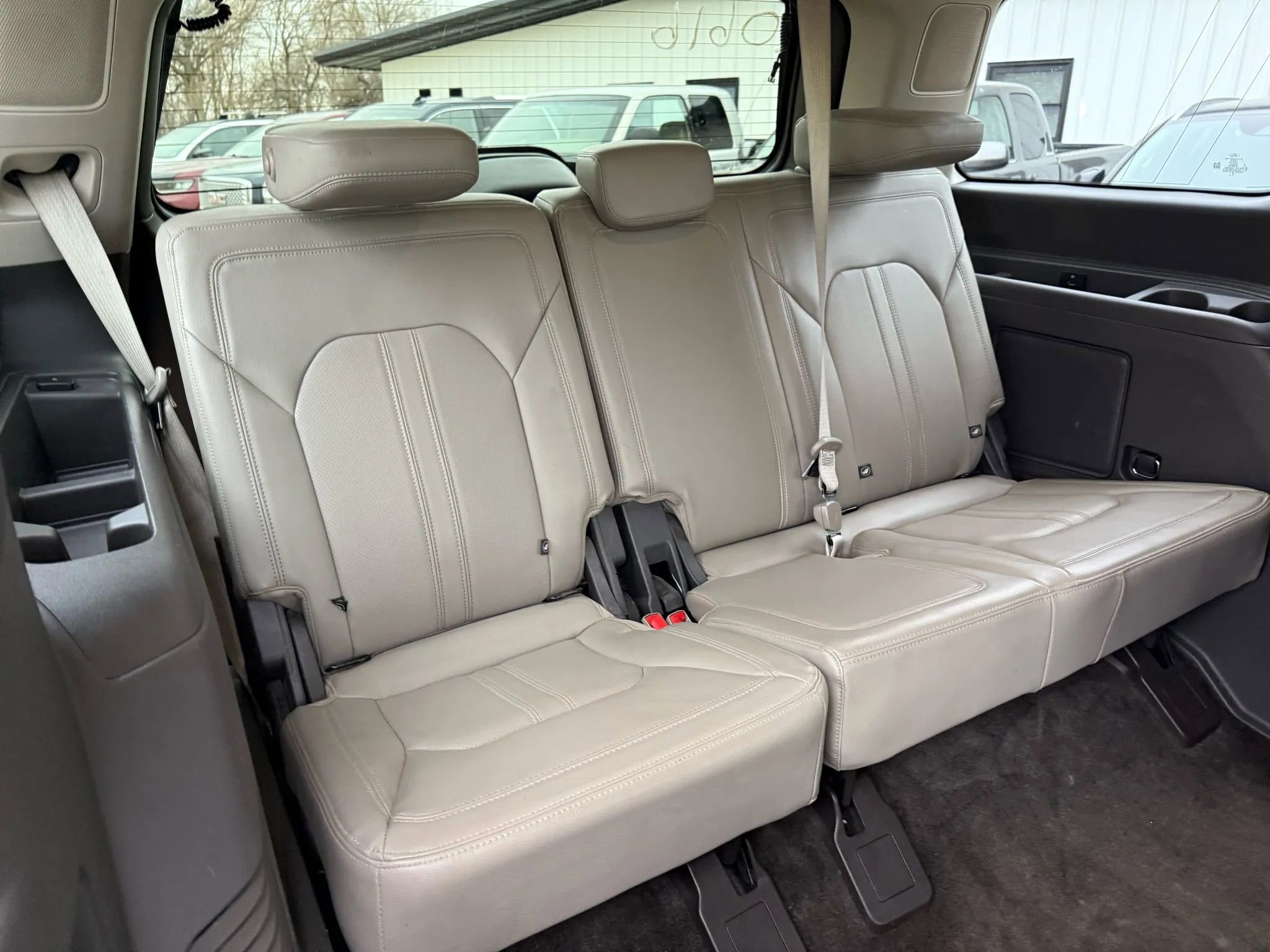 Used 2018 Ford Expedition Limited w/ Equipment Group 301A image 17