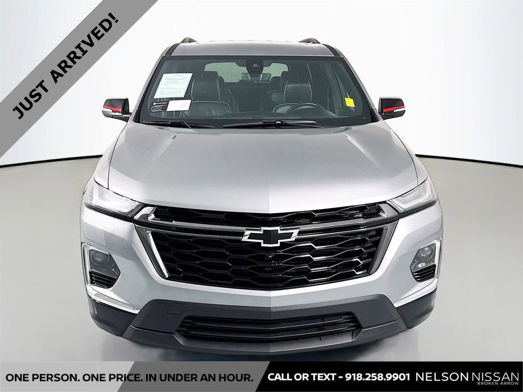 Used 2024 Chevrolet Traverse Premier w/ Redline Edition image 2