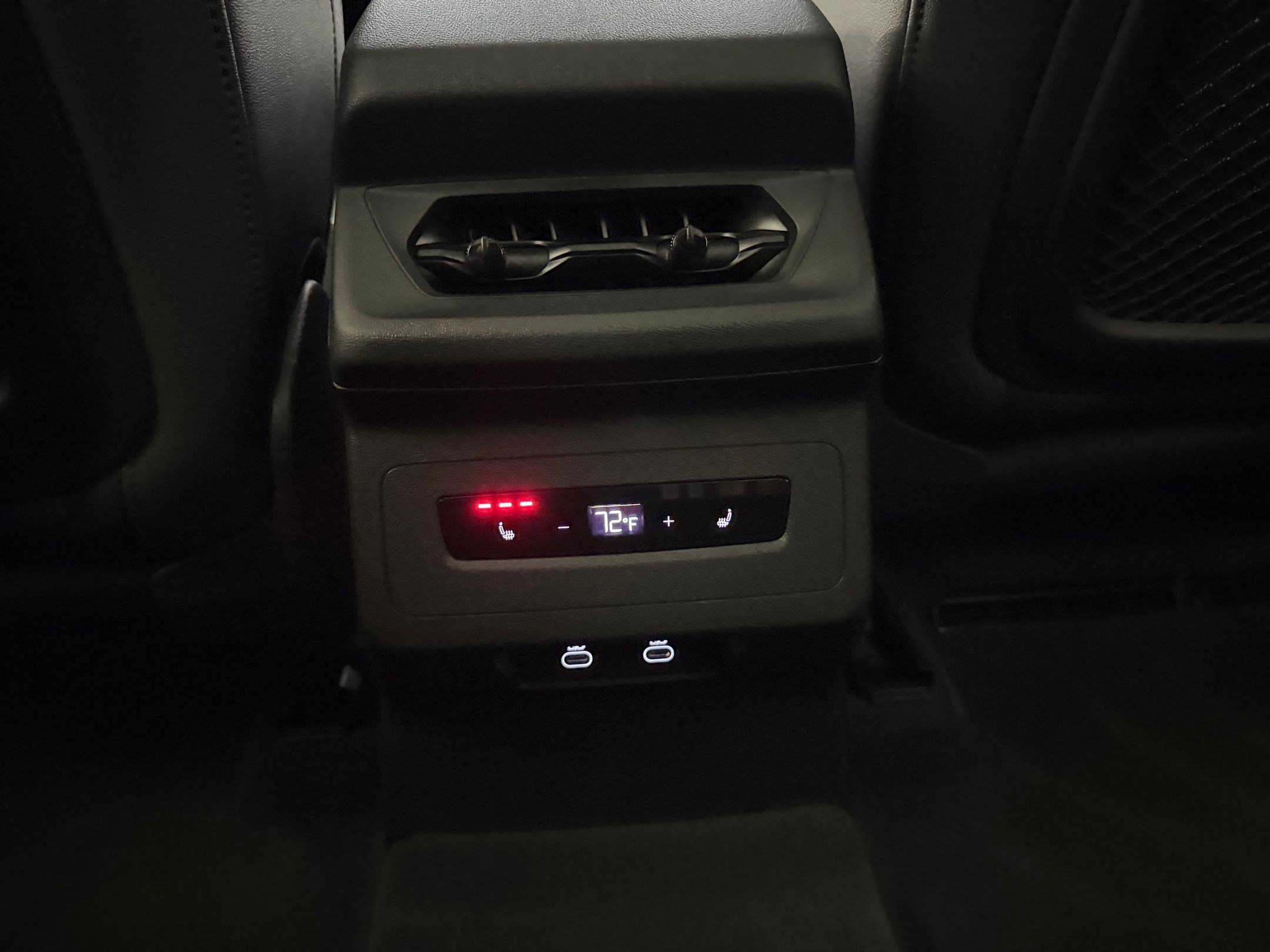 Certified 2025 Audi A6 e-tron Premium w/ Ultra Package RWD image 27