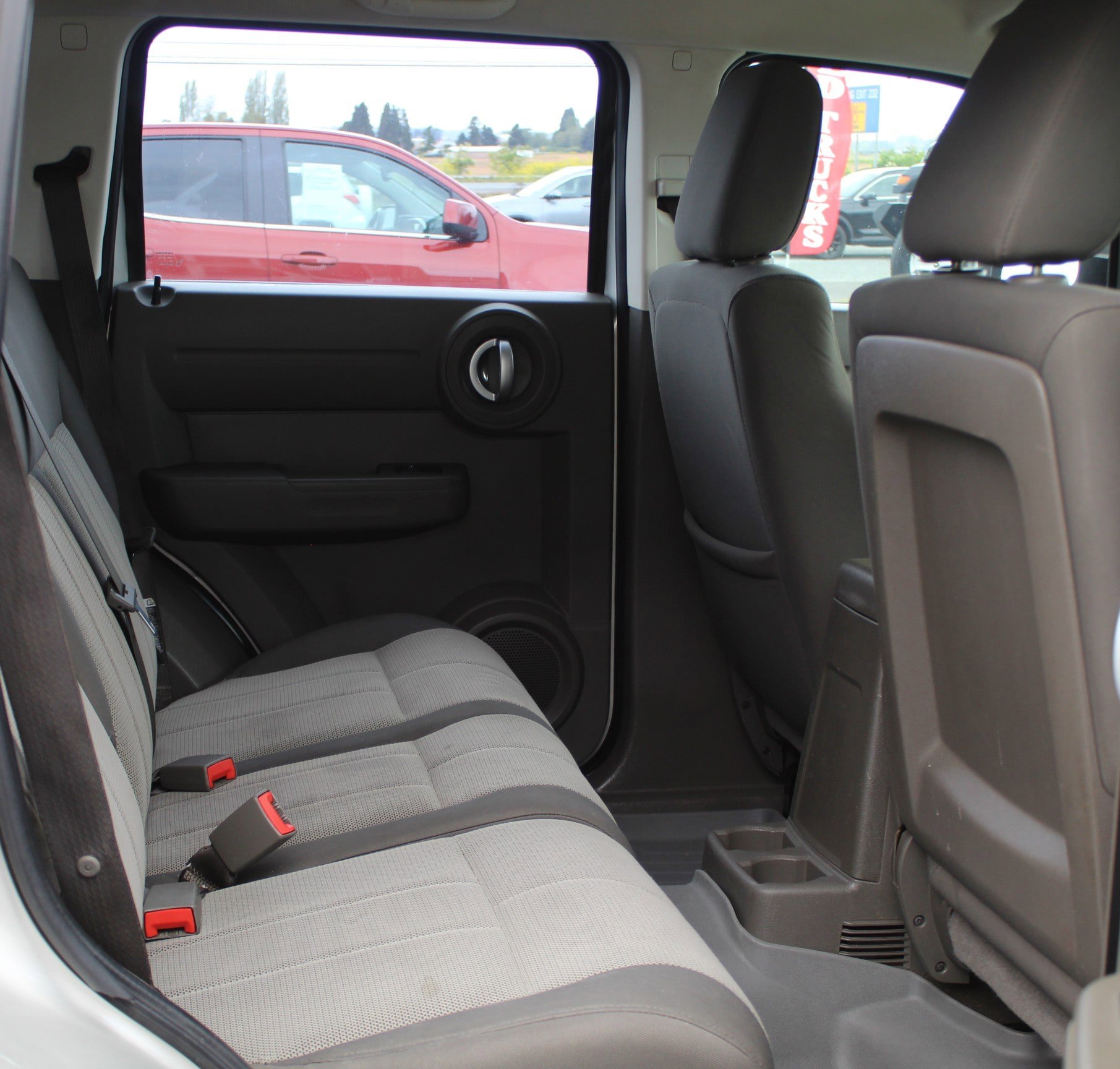 Used 2008 Dodge Nitro SXT AWD/4WD image 18
