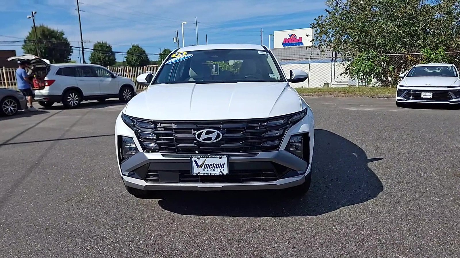 Used 2025 Hyundai Tucson SE image 3