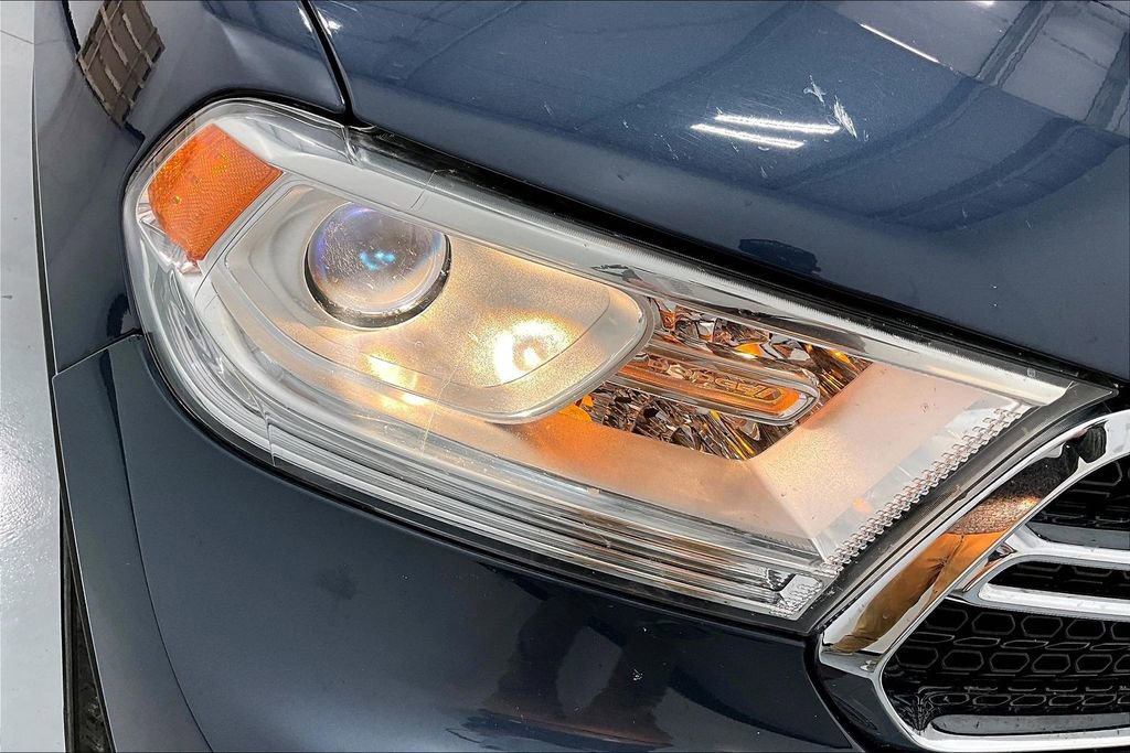 Used 2019 Dodge Durango SXT image 38