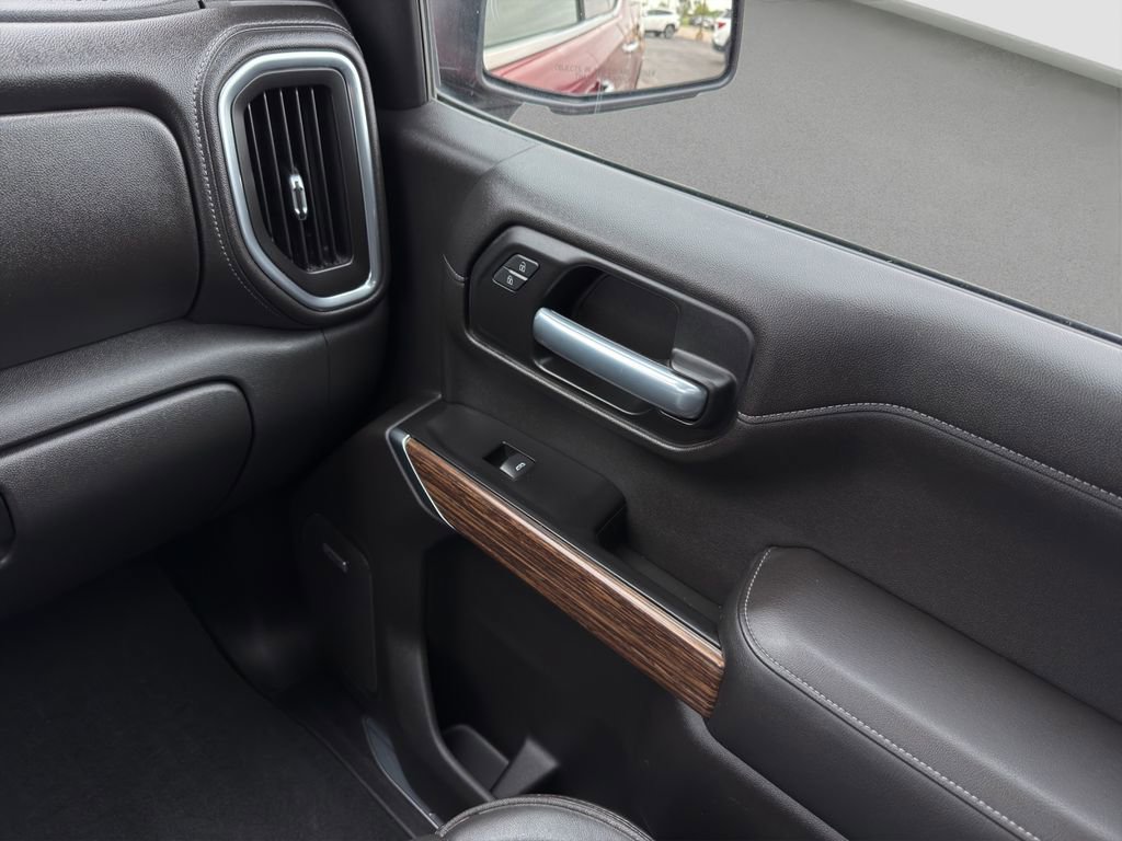 Used 2019 Chevrolet Silverado 1500 High Country AWD/4WD image 17