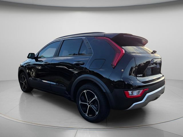 Used 2024 Kia Niro EX FWD image 6