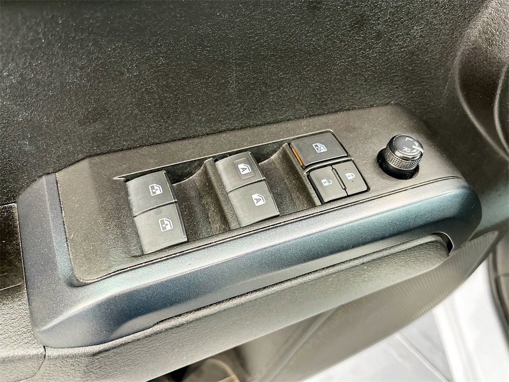 Used 2023 Toyota Tacoma TRD Off-Road image 18