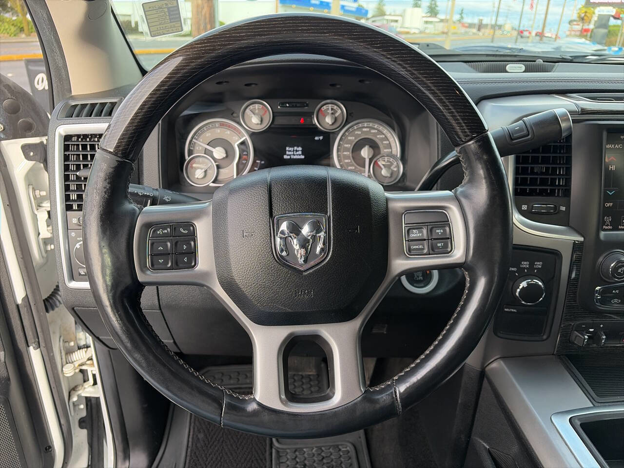Used 2014 RAM 2500 Longhorn image 30