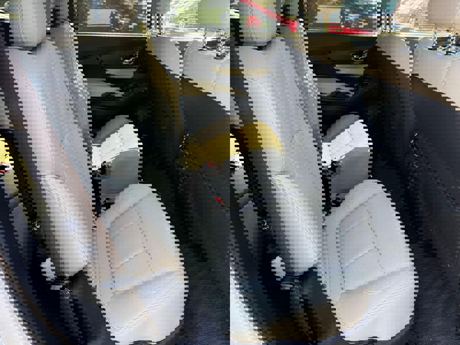 Used 2023 Subaru Ascent Limited w/ Technology Package AWD/4WD image 7