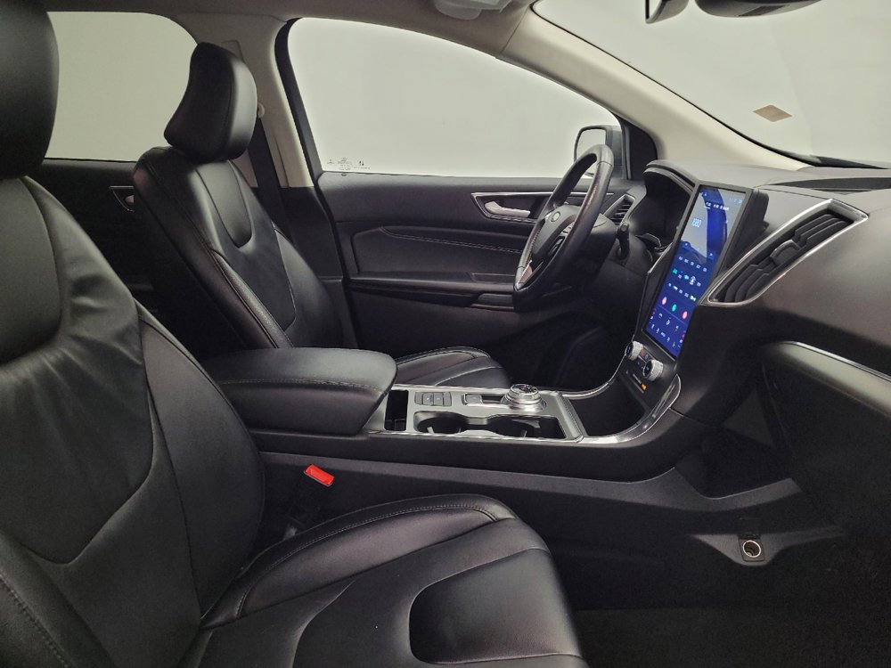 Used 2022 Ford Edge Titanium AWD/4WD image 21