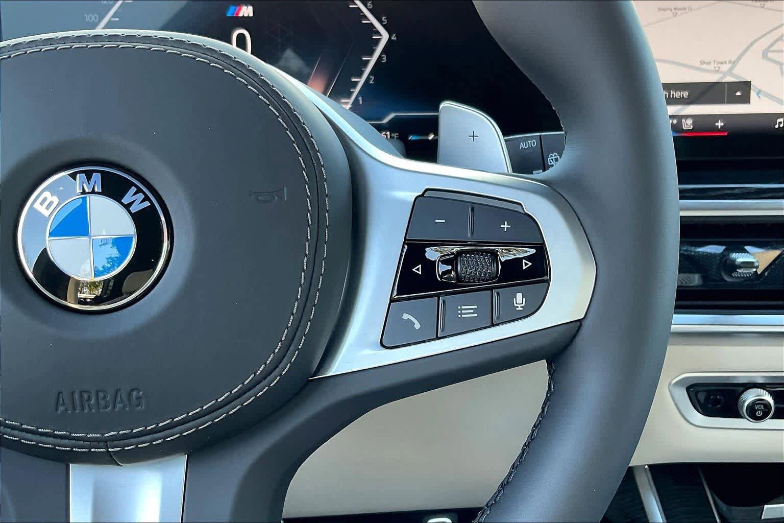Used 2026 BMW X7 xDrive40i w/ M Sport Package image 27