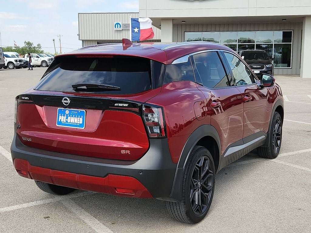 Used 2025 Nissan Kicks SR FWD image 4