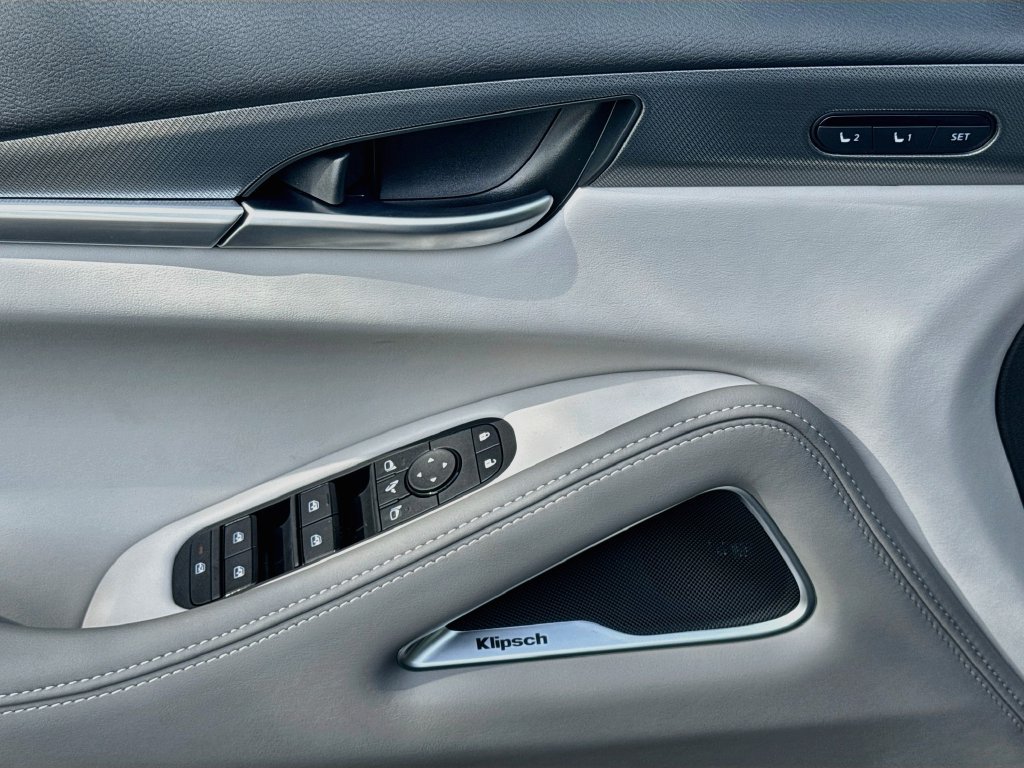 New 2027 INFINITI QX60 Luxe w/ Cargo Package FWD image 18