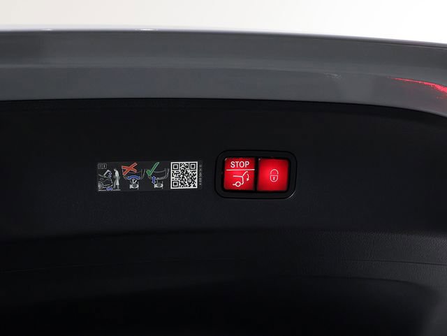Certified 2025 Mercedes-Benz GLC 300 4MATIC image 30