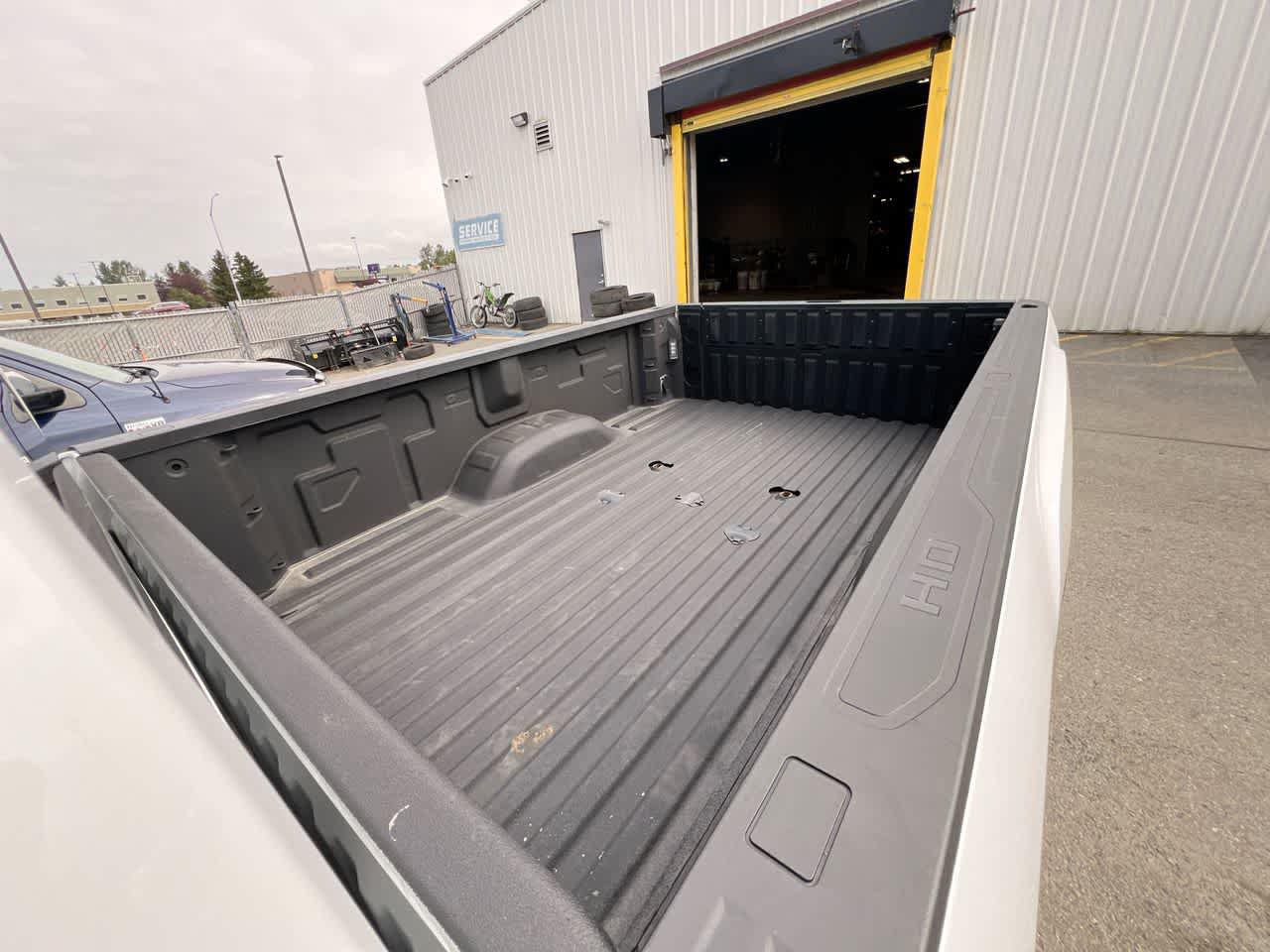 Used 2024 GMC Sierra 3500 Denali AWD/4WD image 24