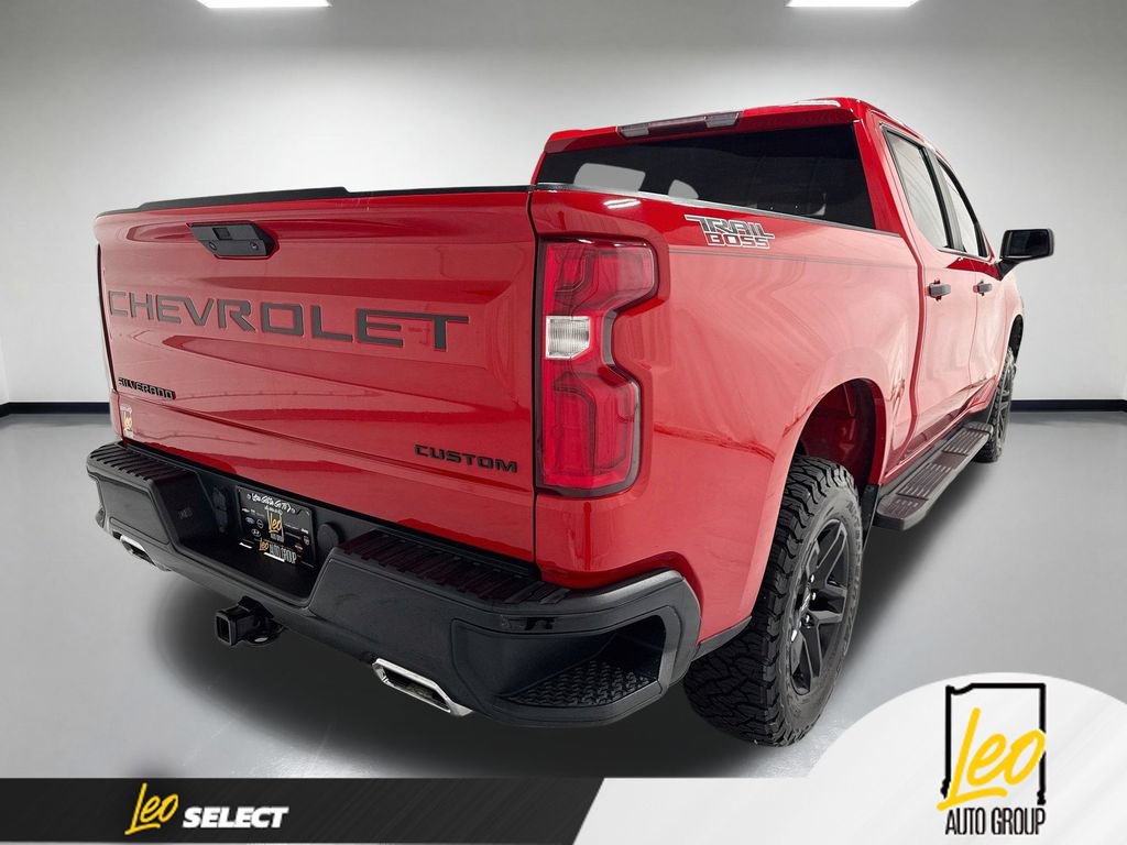 Used 2021 Chevrolet Silverado 1500 Custom Trail Boss w/ LPO, Dark Essentials Package AWD/4WD image 8