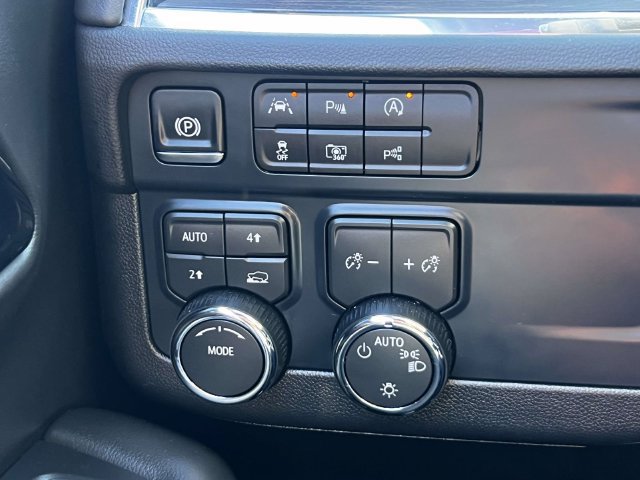Used 2025 Chevrolet Tahoe LS w/ LPO, Dark Essentials Package AWD/4WD image 23