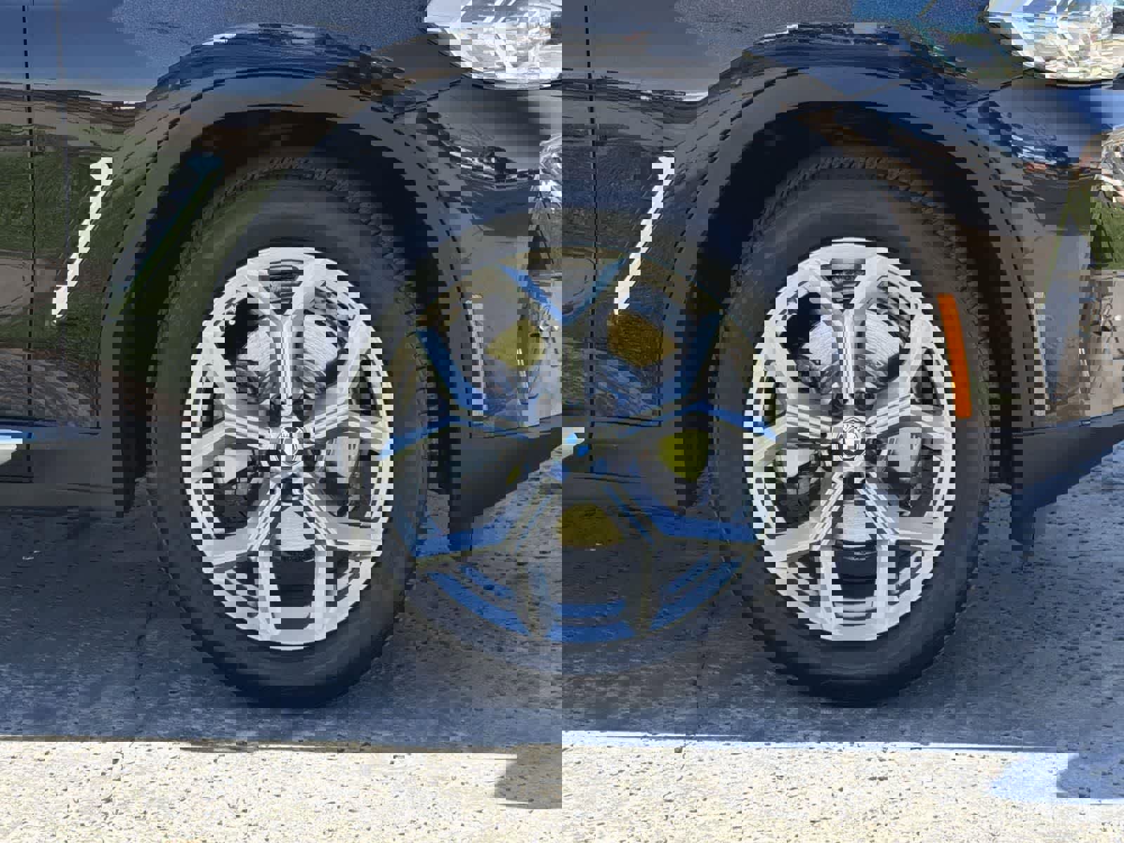 Used 2023 BMW X3 sDrive30i w/ Premium Package image 34