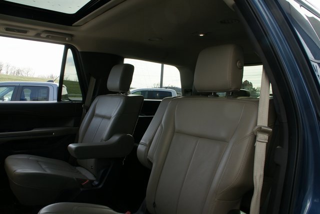 Used 2020 Ford Expedition XLT w/ Equipment Group 202A image 21