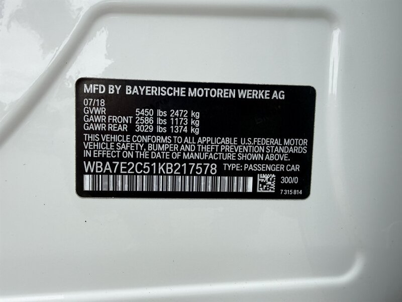 Used 2019 BMW 740i w/ M Sport Package RWD image 34