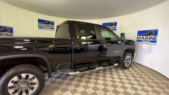 Used 2021 Chevrolet Silverado 2500 LT w/ All Star Edition AWD/4WD image 2