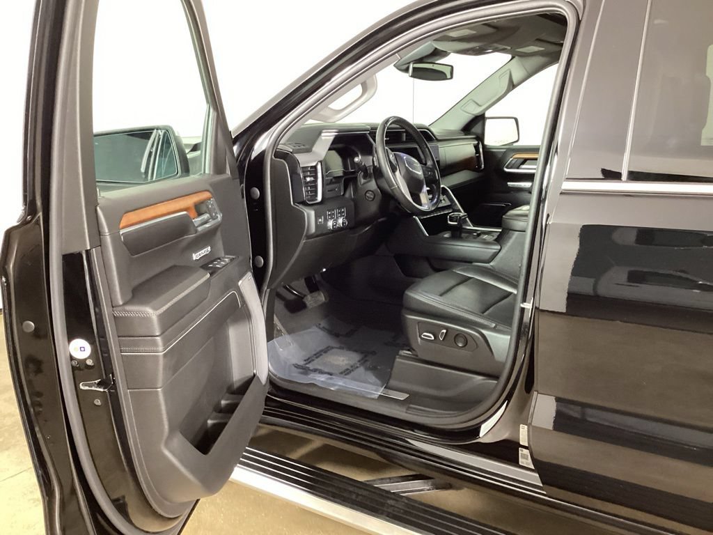 Used 2022 GMC Sierra 1500 Denali AWD/4WD image 12