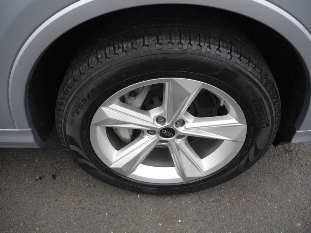 Certified 2022 Audi Q7 2.0T Premium w/ Convenience Package image 15