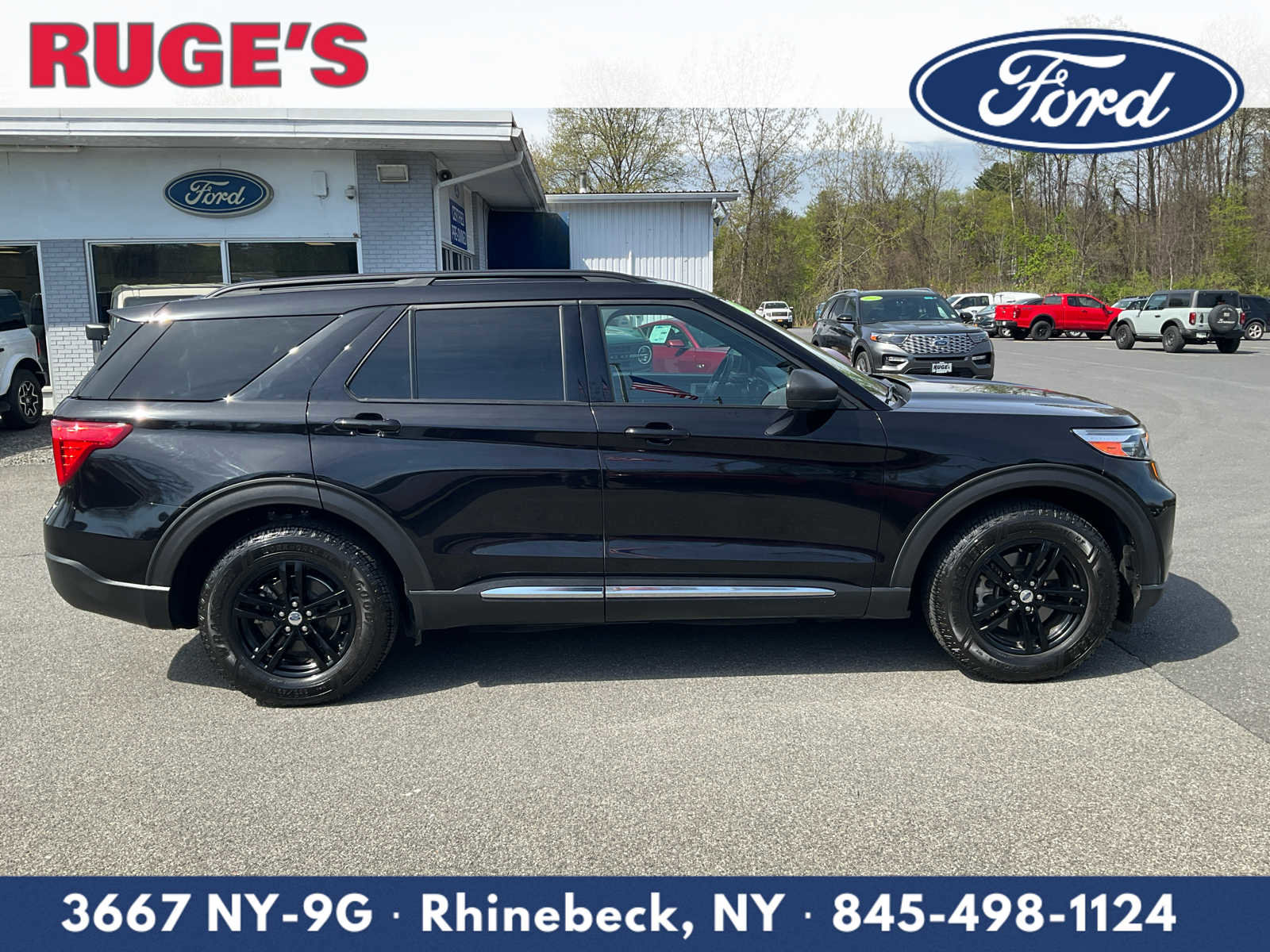 Used 2020 Ford Explorer XLT w/ Equipment Group 202A AWD/4WD image 2