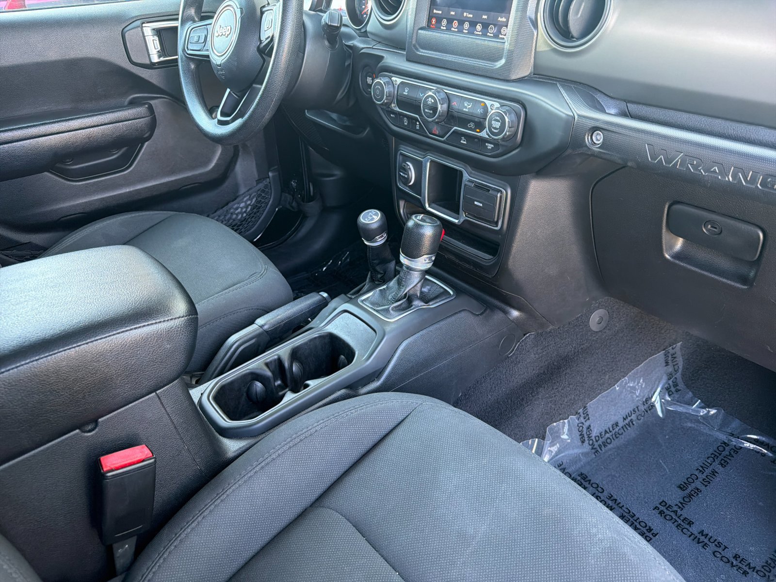 Used 2023 Jeep Wrangler Unlimited Sport AWD/4WD image 17