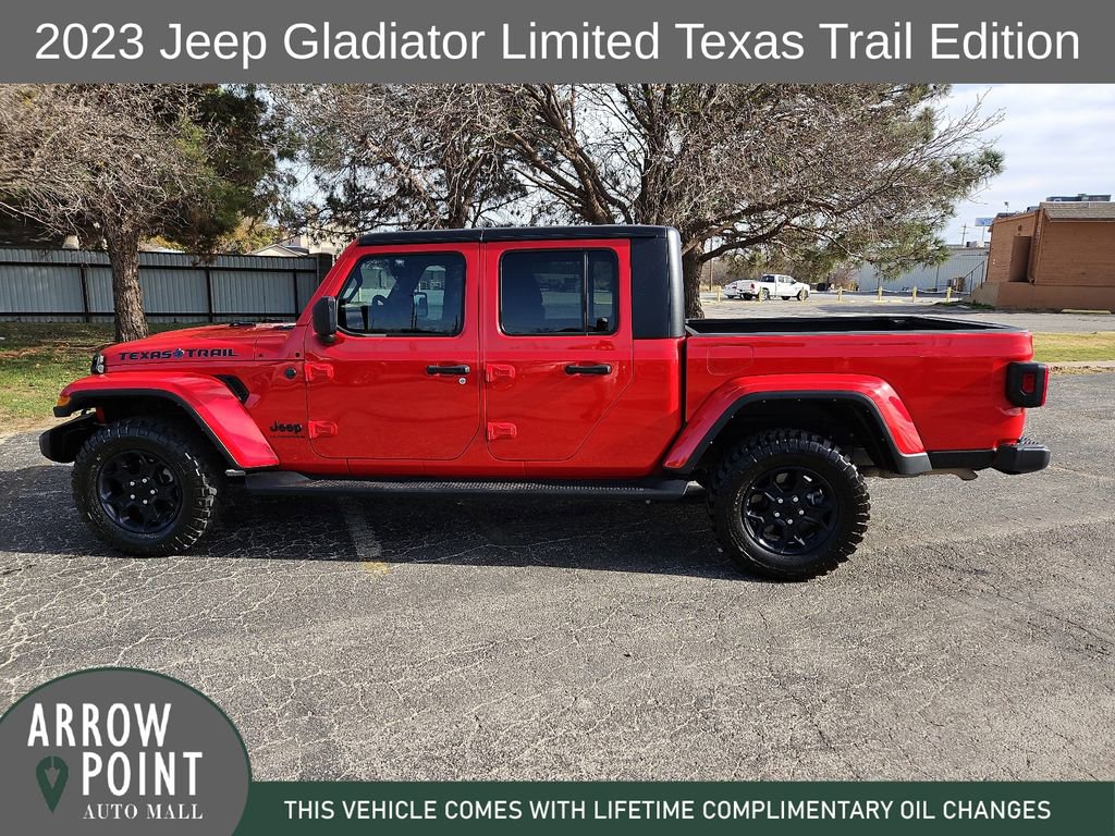 Used 2023 Jeep Gladiator Sport image 7