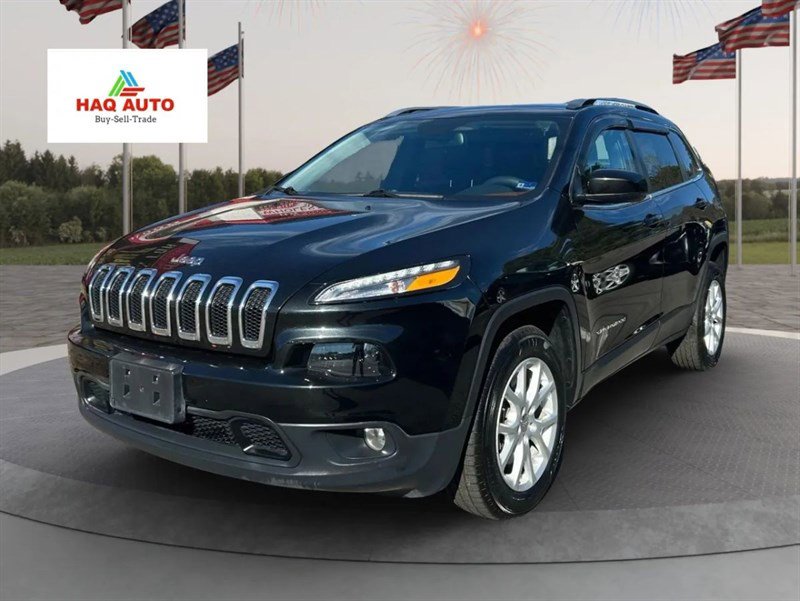 Used 2016 Jeep Cherokee Latitude w/ Safety/Convenience Group image 1
